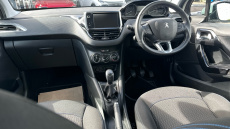 Peugeot 208 1.2 PureTech 82 Signature 5dr [Start Stop] Petrol Hatchback